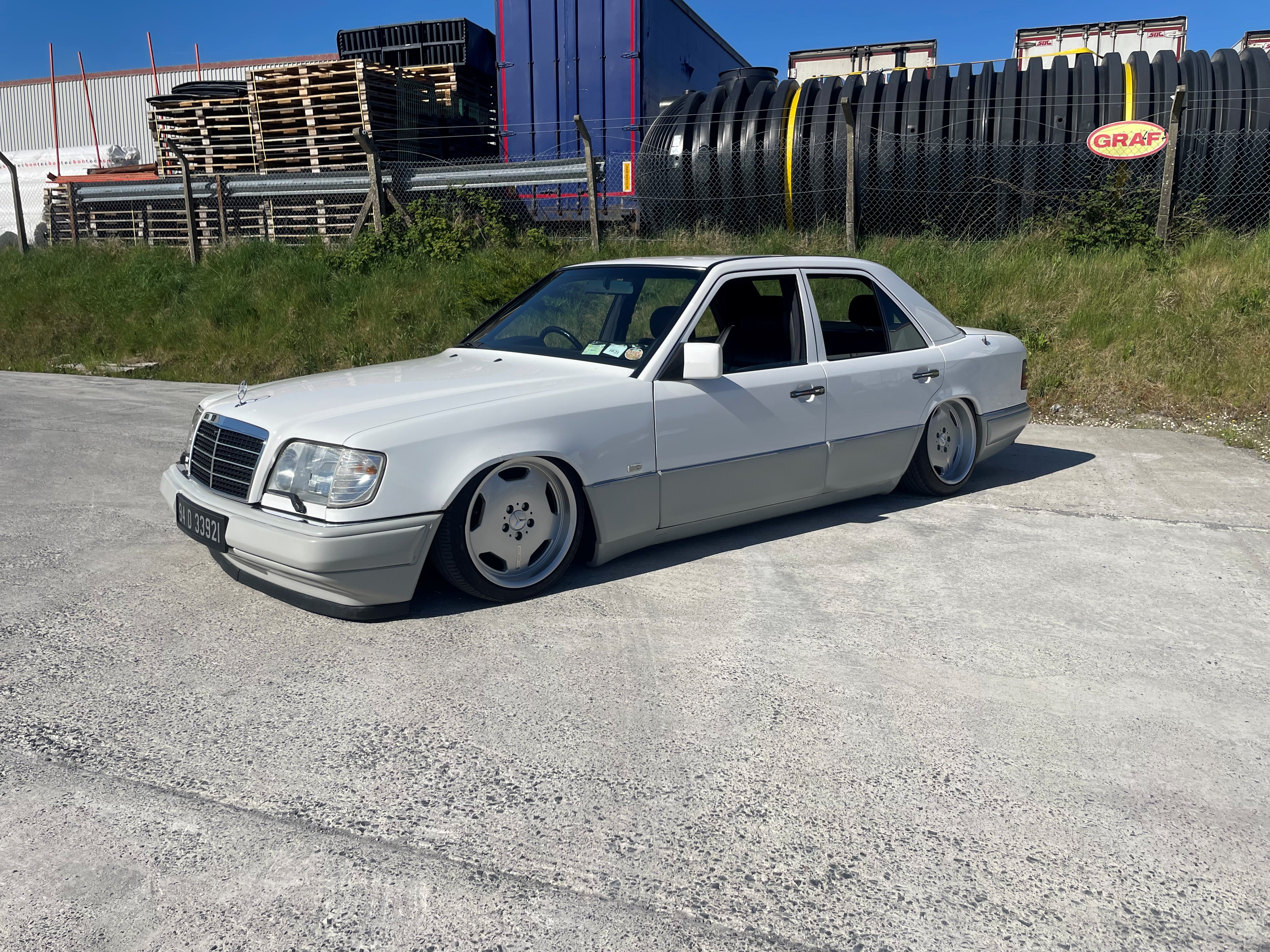E-CLASS W124 (RWD)