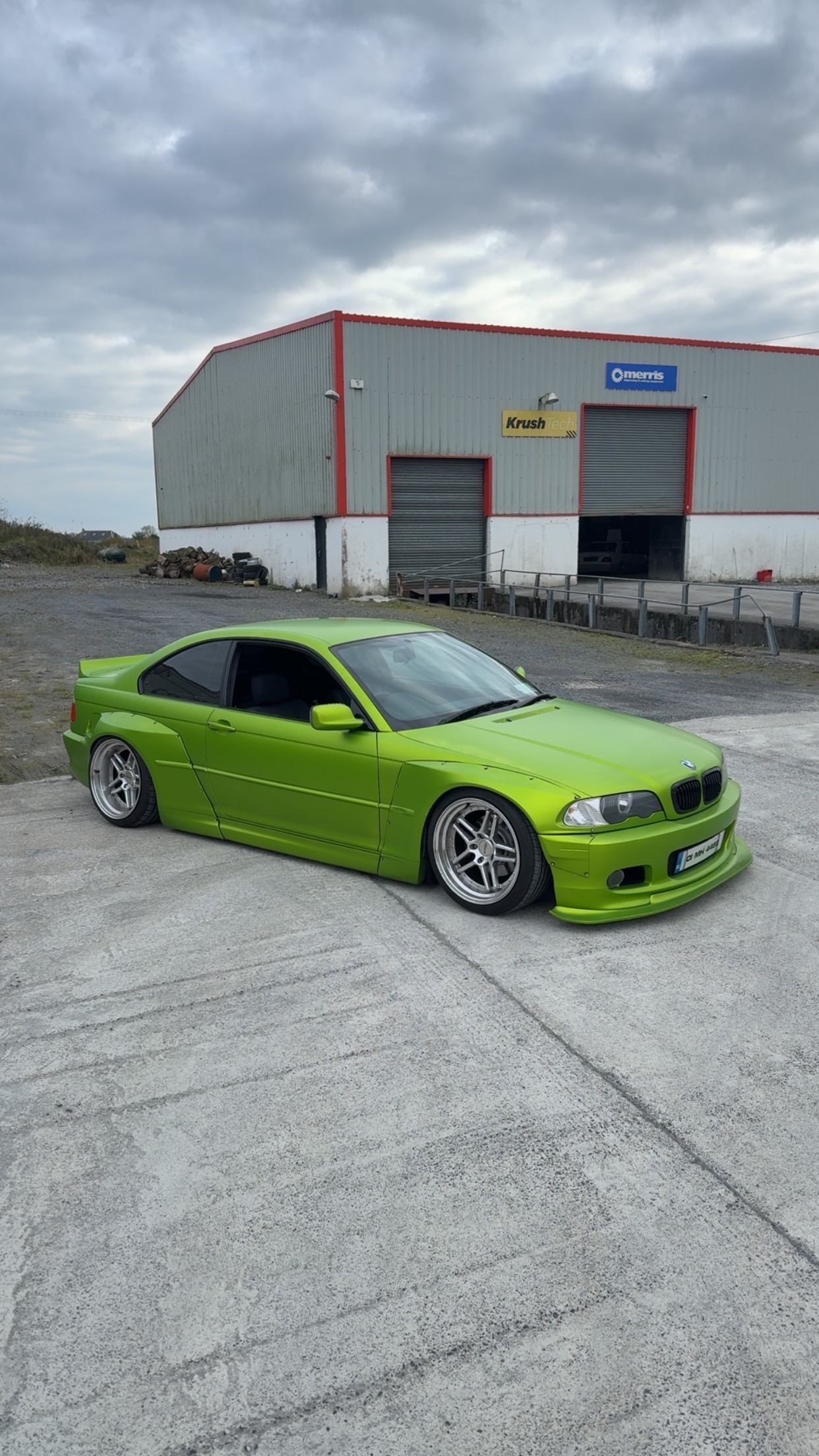 Pandem BMW E46 325ci