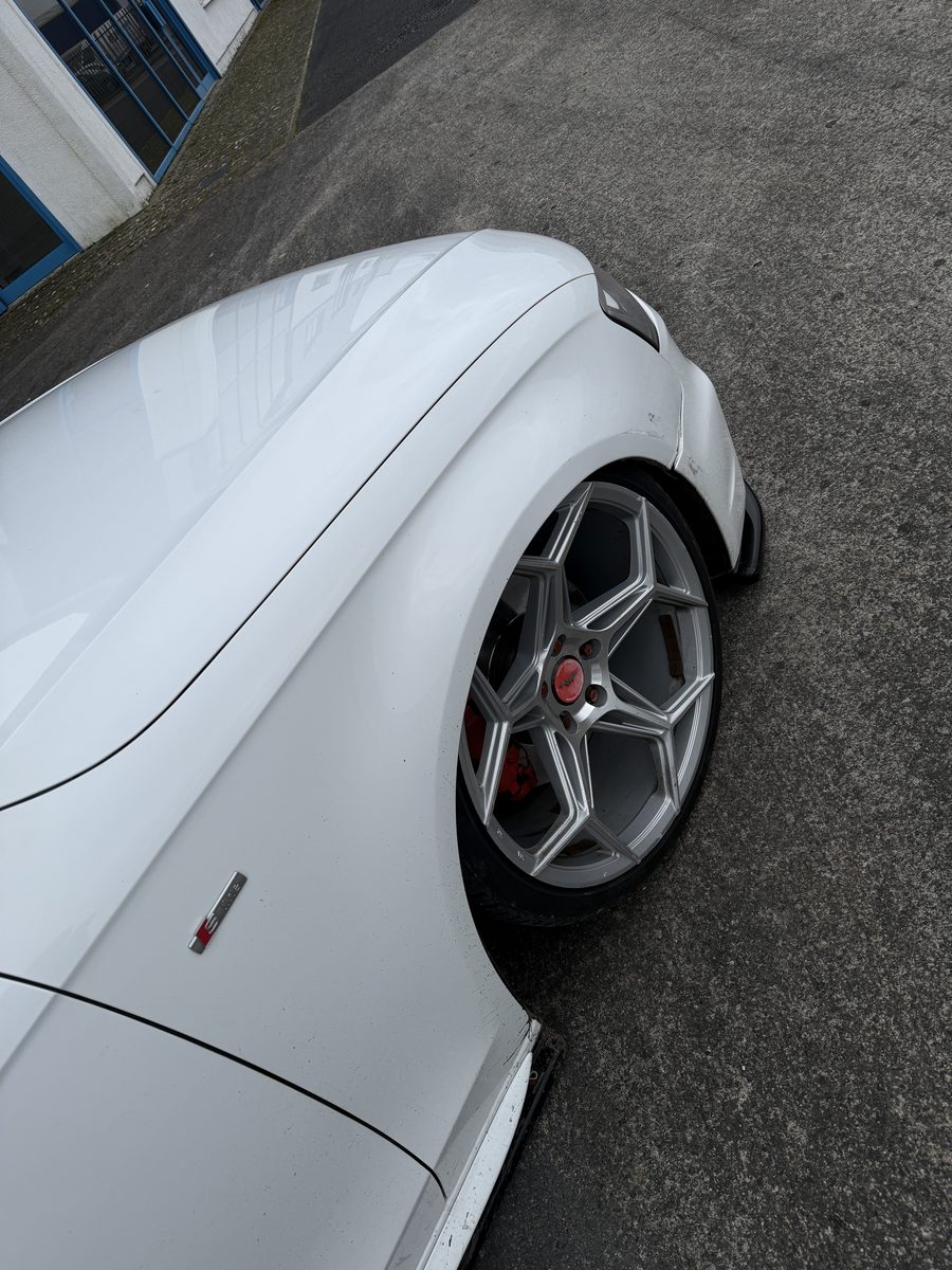 AUDI A4 B8.5