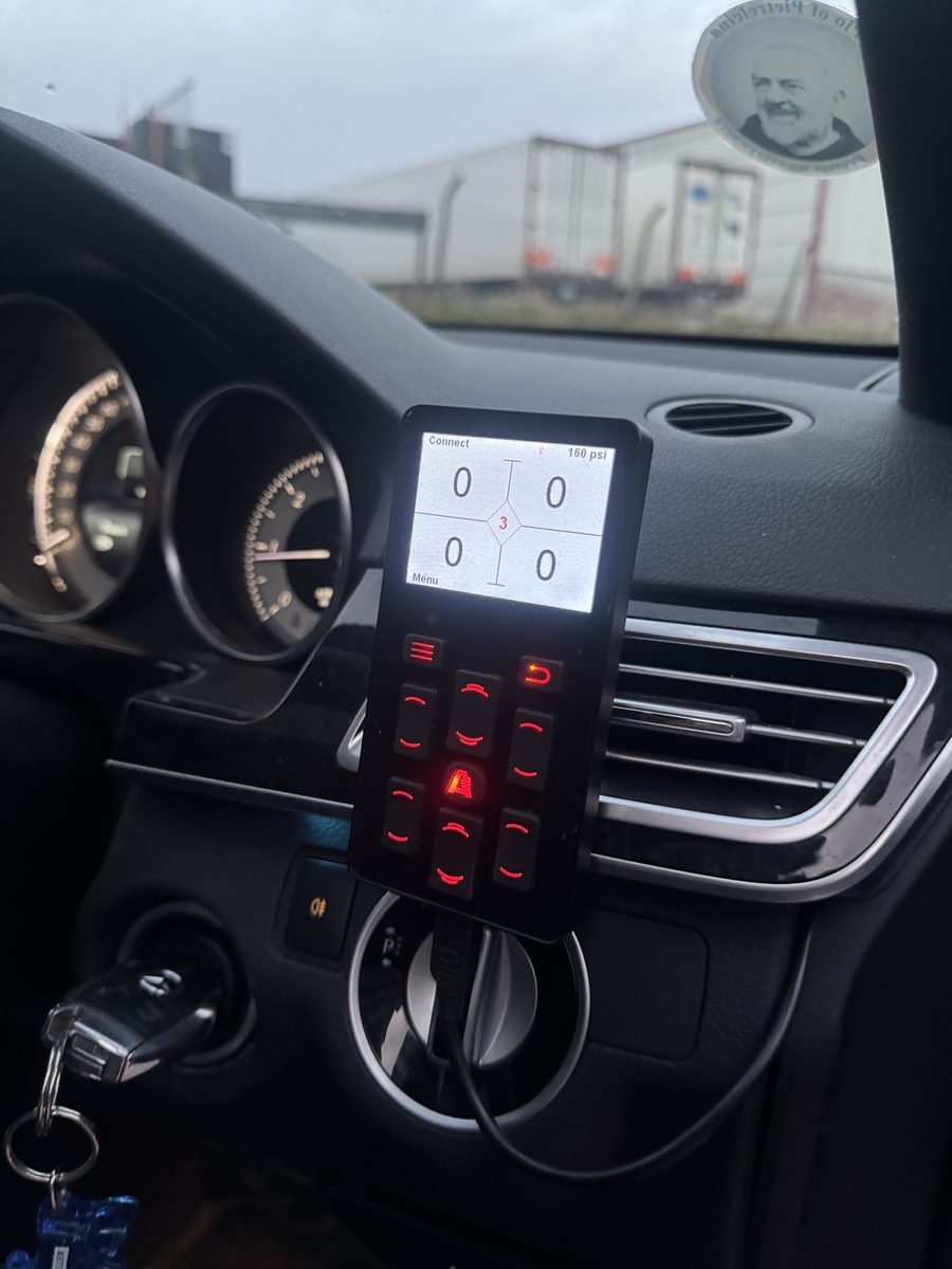 MERCEDES BENZ E250 W212R