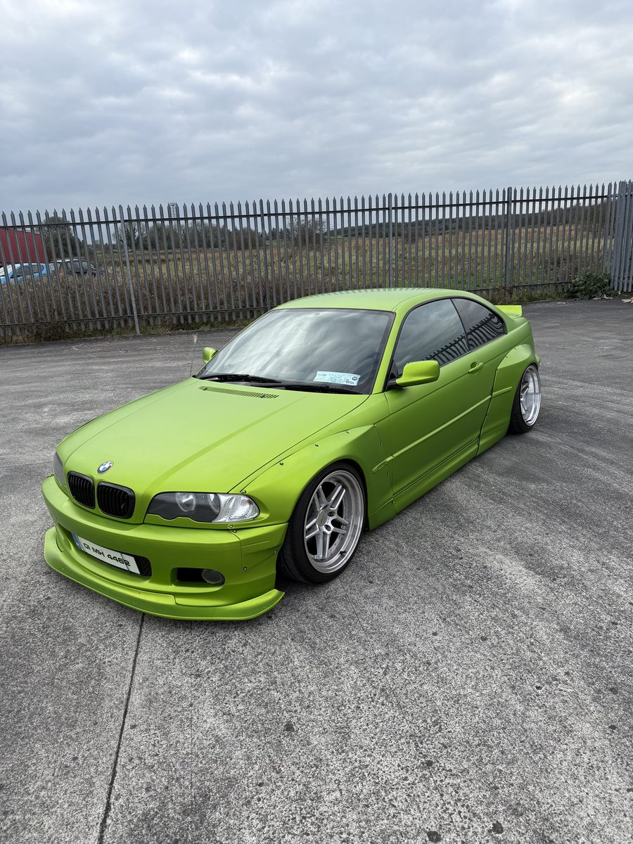 Pandem BMW E46 325ci