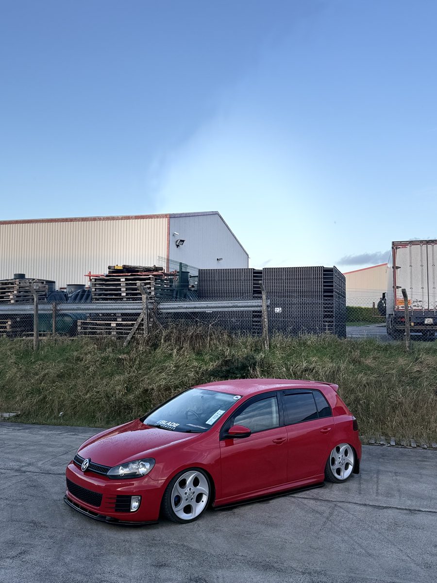 VOLKSWAGEN Golf Mk6